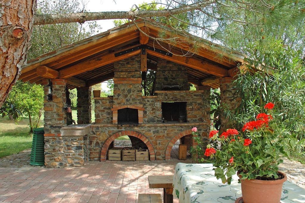 Agriturismo Podere Gozzuto Gavorrano Exterior photo
